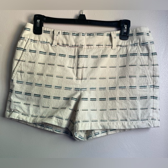 LOFT Pants - LOFT Shorts Outlet Women's Size 4 Striped Embroidered Shorts Beige